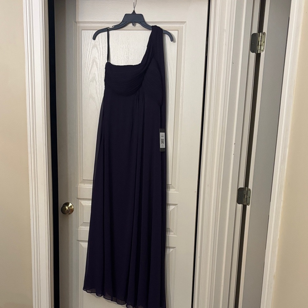 Ever Pretty Dark Purple One-Shoulder Gown